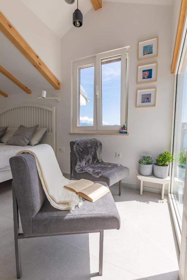 Seafront Baska Apartment Exterior foto
